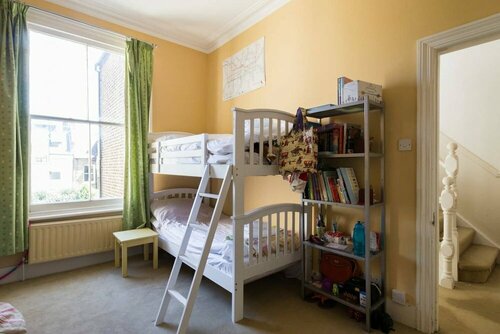 Traditional 5bed family home, 2min from tube, Забронировать Отель Отели Большого Лондона 4 звезды, 4*
