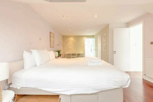 Stylish 2 Bedroom Apartment Beside Putney Station, Забронировать Апартаменты/квартира Апартаменты Большого Лондона, Апартаменты/квартира
