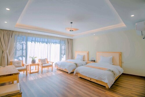 Loving Clouds Family Inn, Book Hotel Chuxiong Yunnan