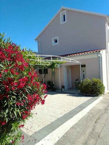 Apartmani Bruna, Брондау Қонақ үй Jezera Murter Island