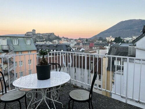 Hotel CÖRONA Lourdes, Забронировать Отель Отели Лурд с парковкой, рядом с Лурдский музей чудес, Парковка