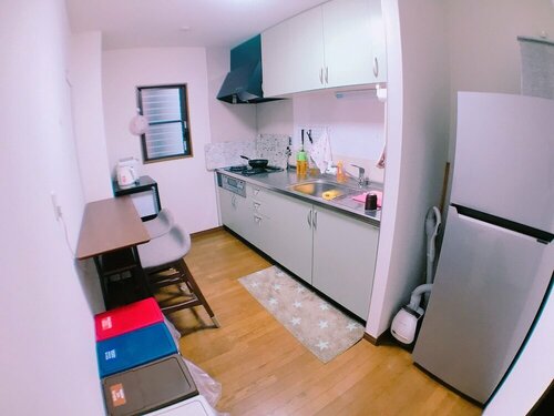 Osaka Sinsei Guest House Daikokukan, Забронировать Гостевой дом Недорогие отели Осаки, рядом с Добуцуэн-маэ, недорого