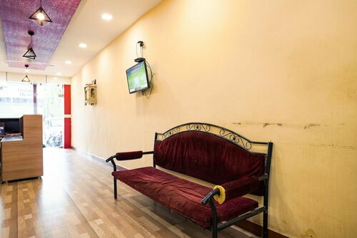 Spot On 23725 Jay Shanti Palace Hotel, Забронировать Отель Девас штат Мадхья-Прадеш
