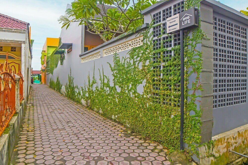 Hotel O Sukowati