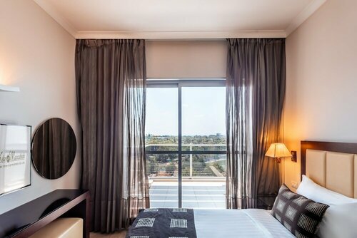 Kfar Maccabiah Business & Sport Hotel, Забронировать Отель Рамат-Ган Тель-Авивский округ