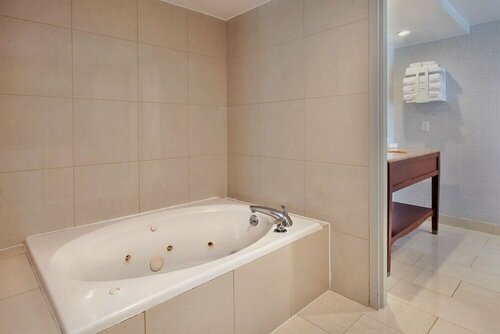 Hampton Inn College Park, Buchen Sie Hotel College Park 