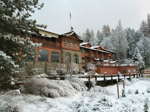 The Pines Resort & Conference Center, Забронировать Курортный отель Басс-Лейк Национальный парк Йосемити