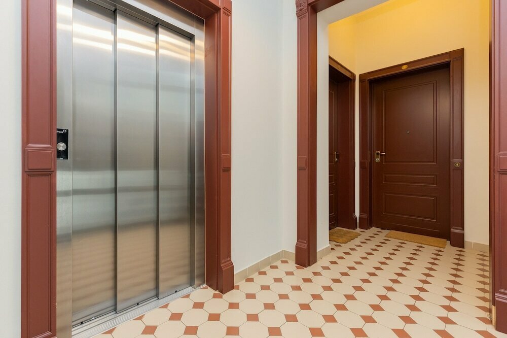 Apartment Warsaw Targowa by Renters