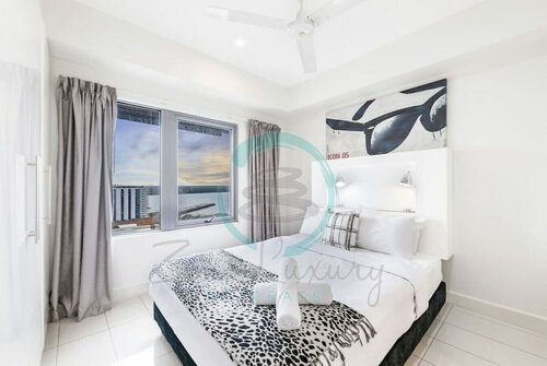 Zen Sun City - 2 BR Cozy Apt Ocean View, Забронировать Апартаменты/квартира Отели Аделаиды с парковкой, Парковка