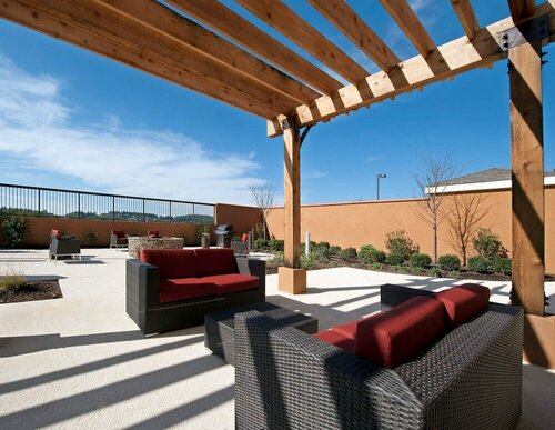 Courtyard Johnson City, Book Hotel Hoteller i Tennessee med pool, Swimmingpool