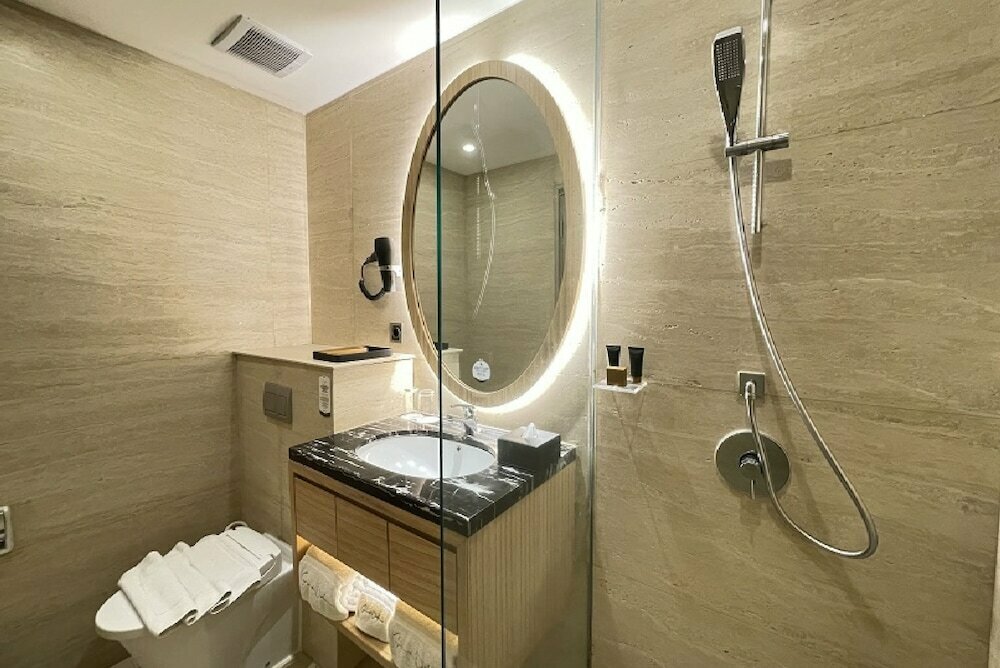 Grand Dafam Surabaya
