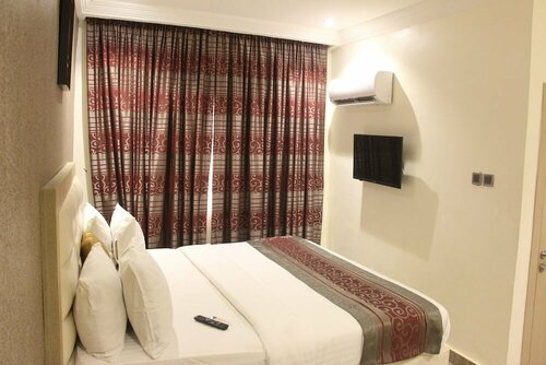 H9 Suites, Prenota Hotel Hotel a Bwari con parcheggio, Parcheggio