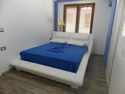 Alfred's Apartments, Rezerwuj Apartament Hotele w Vlorë County z parkingiem, Parking