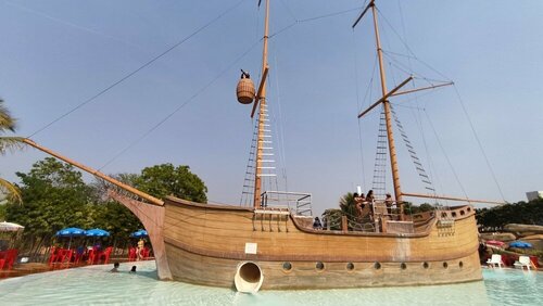 Piazza diRoma - Acqua Park e Splash, Забронировать Отель Отели Калдас-Новас с парковкой, Парковка