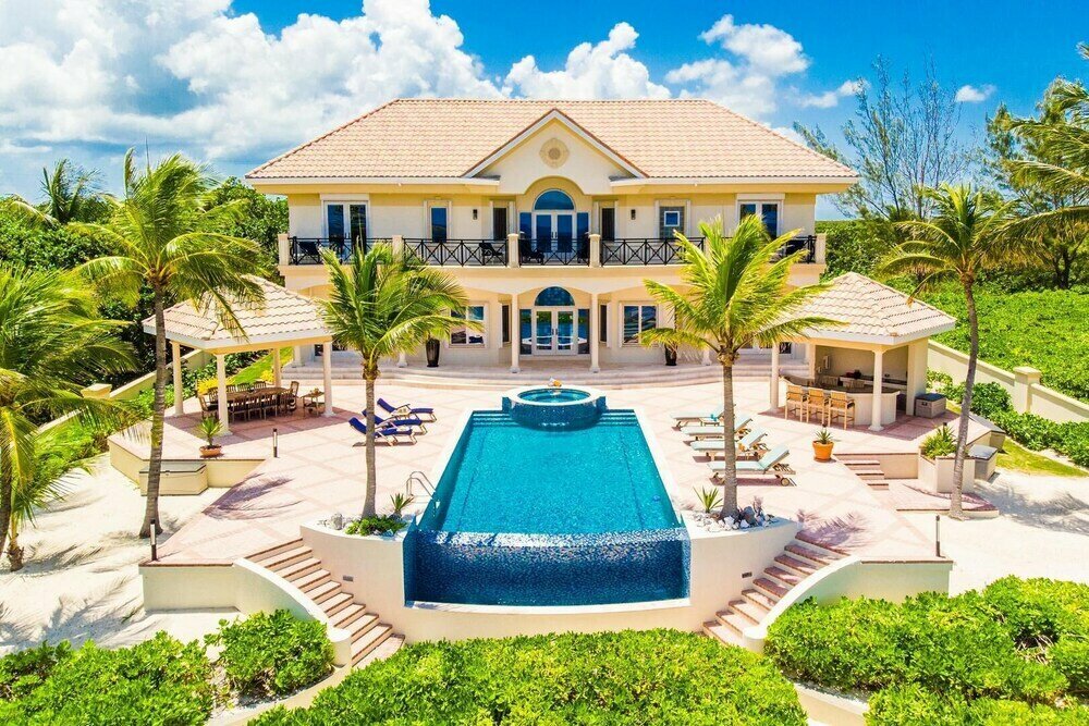 Blue Water Villa
