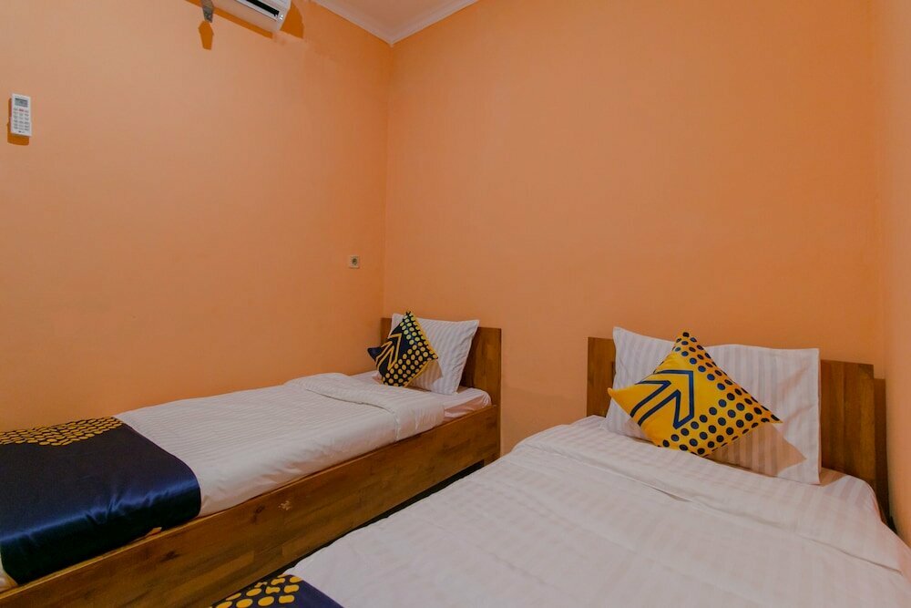 SPOT ON 1899 Berkah Homestay