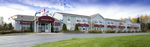 Amsterdam Inn & Suites Moncton, Забронировать Отель Монктон Нью-Брансуик