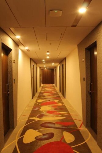 Zip By Spree Hotels Surat, Varaa Hotelli Surat Gujarat