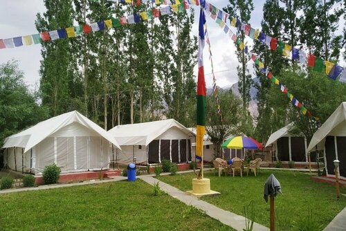 Lumbini Camp Hunder, Nubra Valley, Забронировать Кемпинг Кемпинги и глэмпинги Джамму и Кашмира, Кемпинг