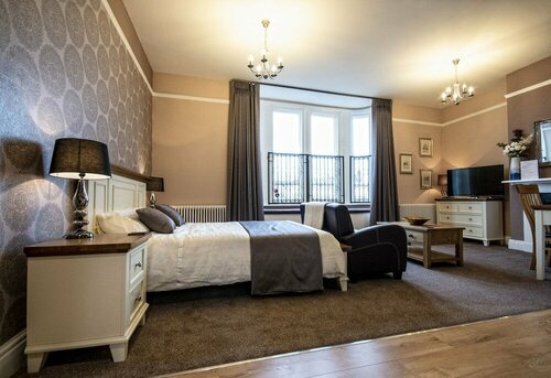 Stephensons Tea And Coffee House, Reservar Hotel Chesterfield Derbyshire