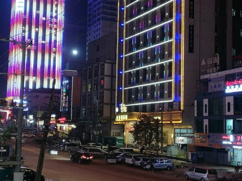 Rujia Hotel, Забронировать Отель Отели Сиануквиль с парковкой, рядом с Samudera Supermarket, Парковка