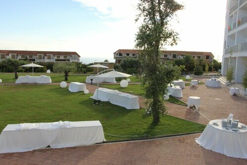 San Domenico Family Hotel, Book Hotel Scalea Calabrien