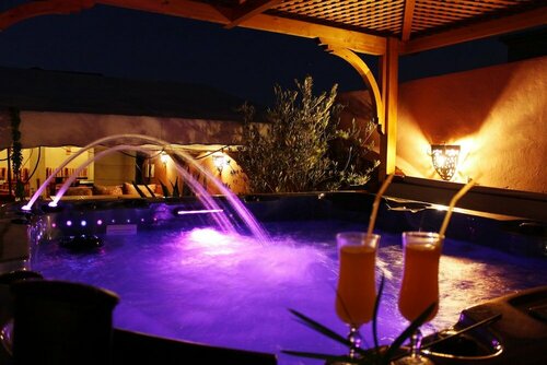 Riad Nyla Wellness and Spa, Забронировать Курортный отель Отели Марракеша с парковкой, рядом с Cyber Park, Парковка