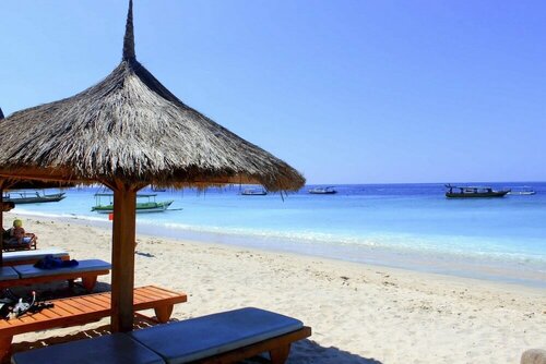 OYO 732 James Bungalow Gili Trawangan, Забронировать Отель Гили Траванган 