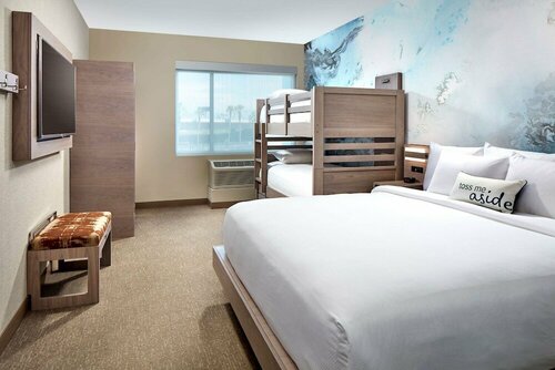 Cambria Hotel Anaheim Resort Area