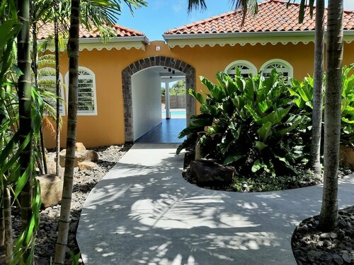 Villa La Ressource, Book Villa Hoteller i Le Francois med parkering, Parkering