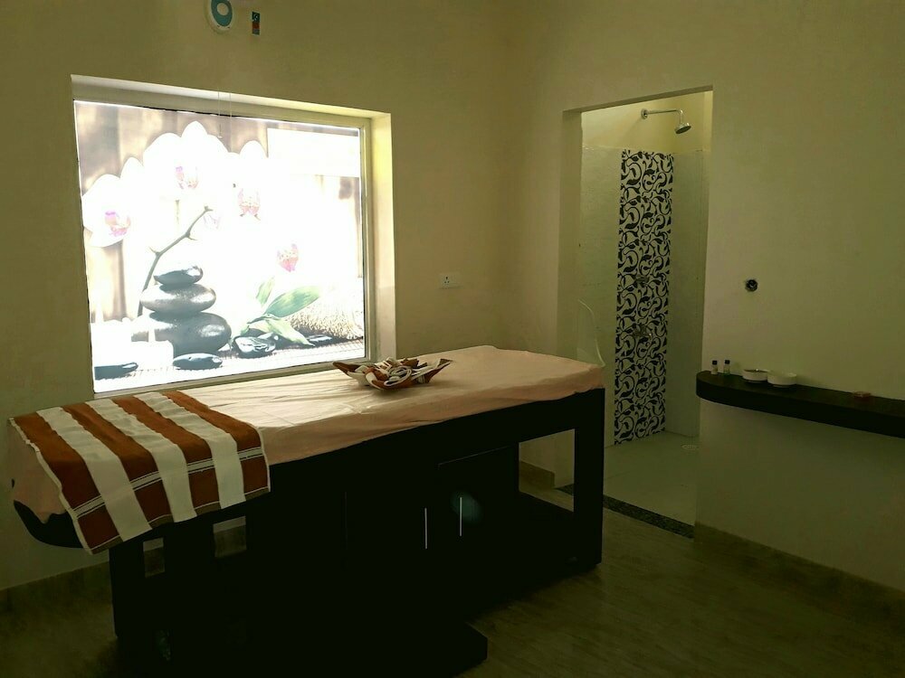 Rubystone Shiv Vilas Palace