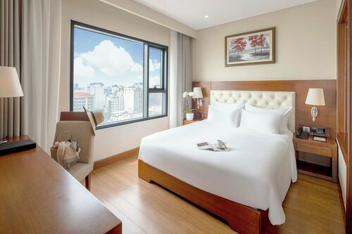 DLG Hotel Danang, Rezerwuj Hotel Hotele w Da Nang z basenem, Basen