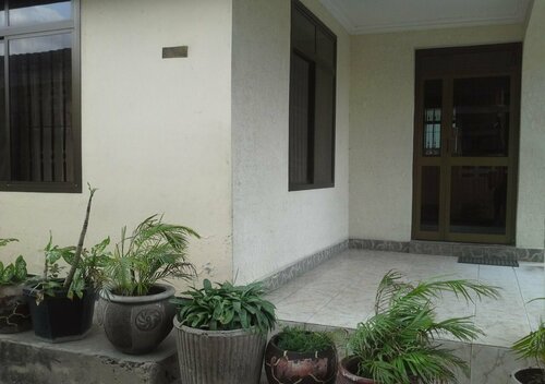 Fine Travellers Hotel, Buchen Sie Hotel Sinza Daressalam