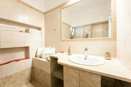 Burned Rock Suites, Забронировать Дом для отпуска Имеровиглион 