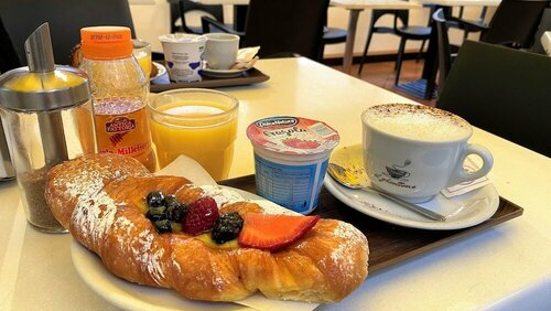 Soggiorno Madrid, Забронировать Отель Санта-Мария-Новелла Флоренция, рядом с Рынок Святого Лоренцо