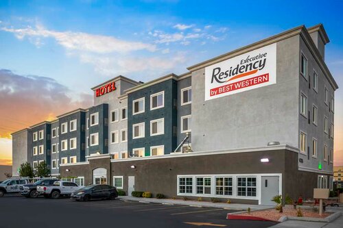 Executive Residency by Best Western Victorville, Забронировать Отель Викторвилл штат Калифорния, рядом с Scandia Family Fun Center
