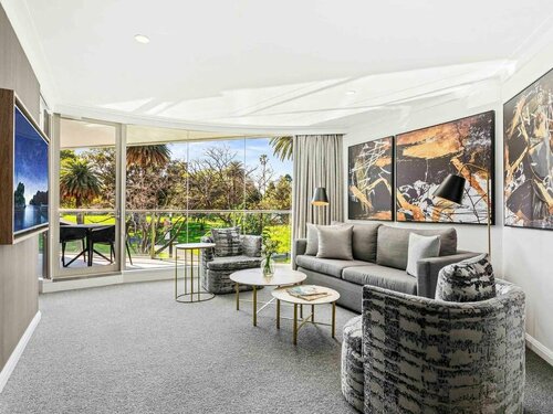 Pullman Quay Grand Sydney Harbour, Забронировать Отель Отели Сиднея с парковкой, рядом с Театр Рослин Пакер, Парковка