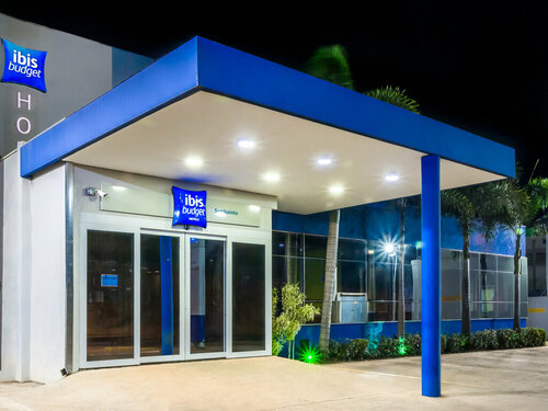 ibis budget Sertaozinho, Забронировать Отель Сертанзинью штат Сан-Паулу