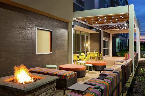 Home2 Suites by Hilton Frederick, Book Hotel Hoteller i Maryland med parkering, Parkering