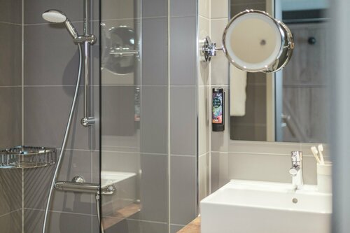 Holiday Inn - the niu, Pax Berlin Airport by IHG, 预订 酒店 柏林 德国