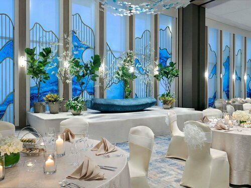 Mövenpick Hotel Tahlia Jeddah, Забронировать Отель Аль-Андалус 