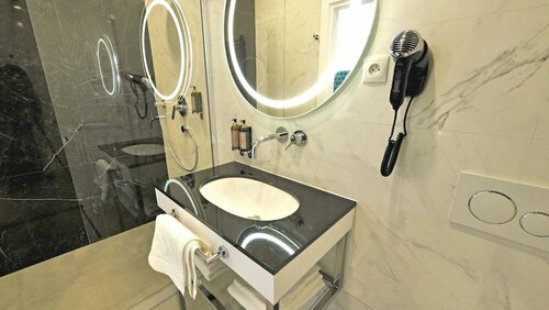 SZEWSKA 22 BOUTIQUE, Забронировать Бутик-отель Старый город Краков, рядом с Церковь Святого Марка
