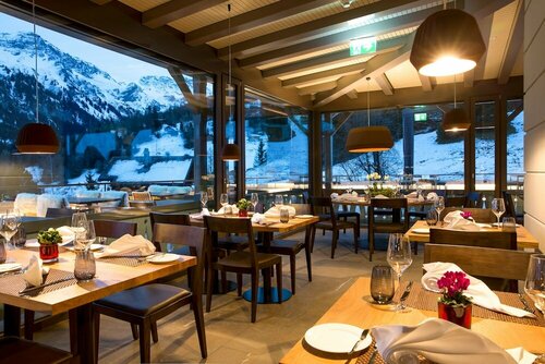 The Alpina Mountain Resort, Buchen Sie Resort Churwalden Graubünden