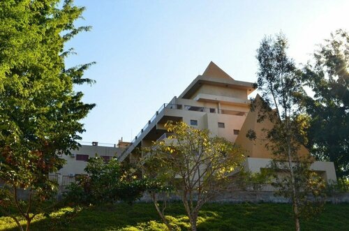 Hotel Fazenda Pirâmides, Забронировать Отель Жарину штат Сан-Паулу