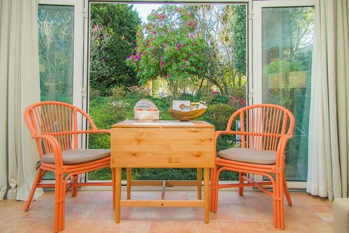 Liiiving in Porto | Oporto Garden Pool House, Забронировать Апартаменты/квартира Алдоар, Фош-ду-Дору и Невожилде Порту, рядом с Маяк на реке Дуэро