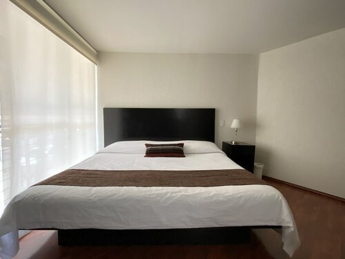 Grupo Kings Suites -Monte Chimborazo 537, Rezervovat Hotel Lomas de Tecamachalco Mexico DF