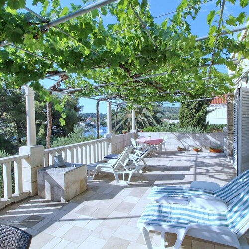 Apartment Kim, Rezervați Apartament Lumbarda Korcula Island, lângă Planjak Beaches