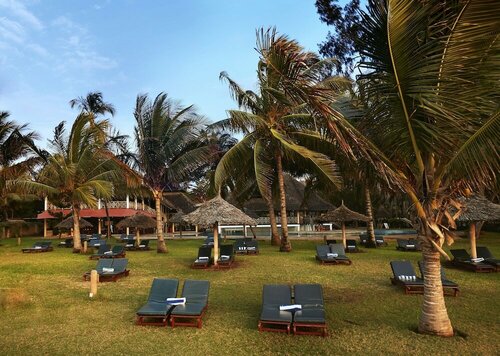 Neptune Village Beach Resort & Spa All Inclusive, Забронировать Курортный отель СПА-отели Галу-Кинондо, SPA-услуги