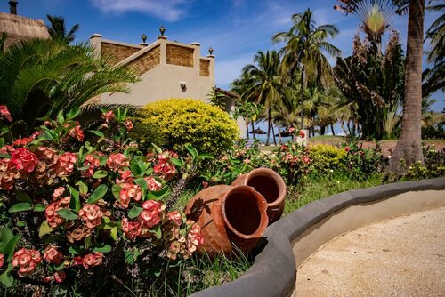 Kololi Beach Resort, Забронировать Курортный отель Бизнес-отели Кололи, 4* 5*