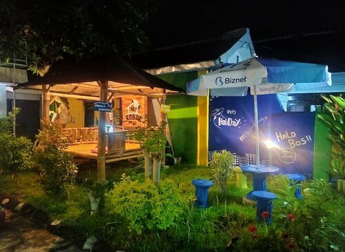 Robiu Homestay, Book Bed and Breakfast Hoteller i Banyuwangi med parkering, Parkering